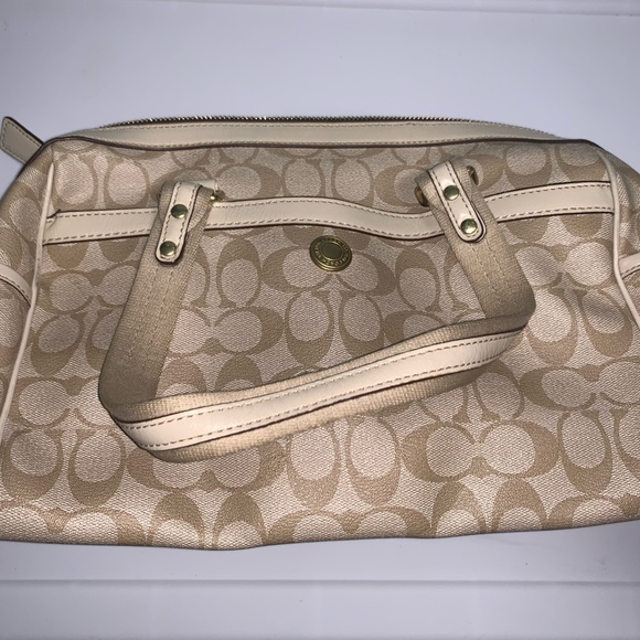Coach Purse - Picture 3 of 4